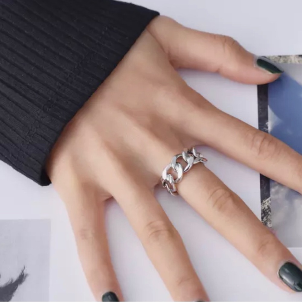 Silver chain ring